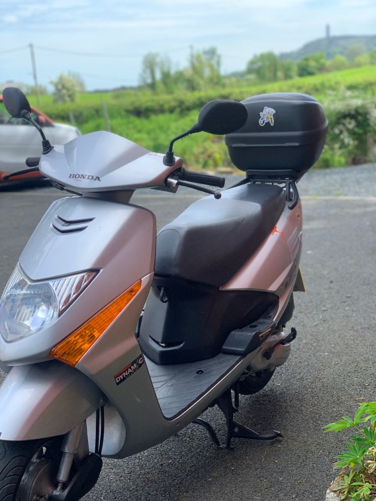 HONDA LEAD 100Ccc. Scooter, low mileage, 1 year MOT. May px. Newtownards 