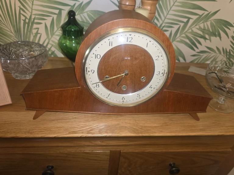 Chiming Mantle clock 