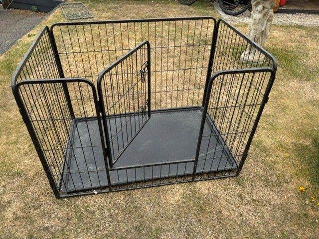 Dog Crate - Medium