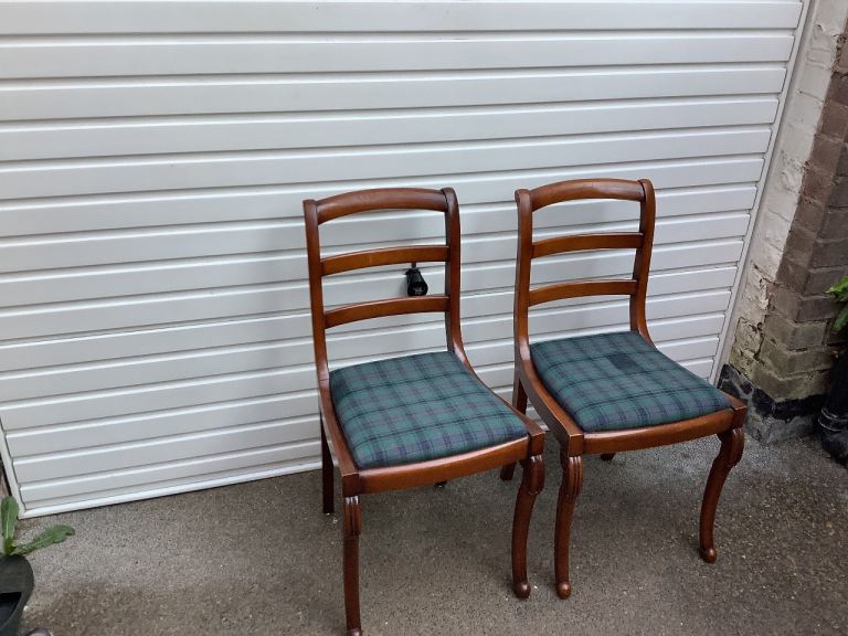 2 Dining Chairs