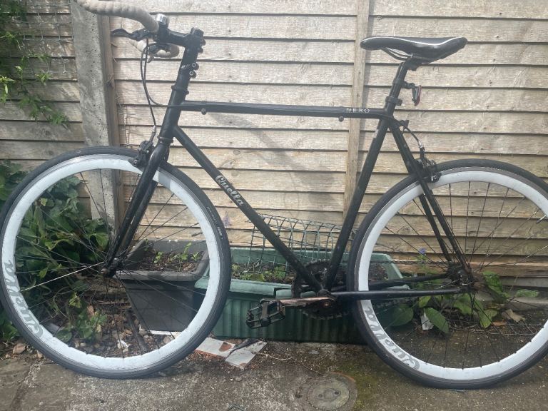 Quella Nero 22 inch/56 cm frame 