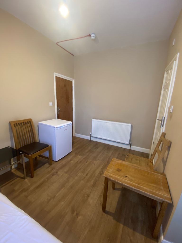 En-suite room to rent in Ilford