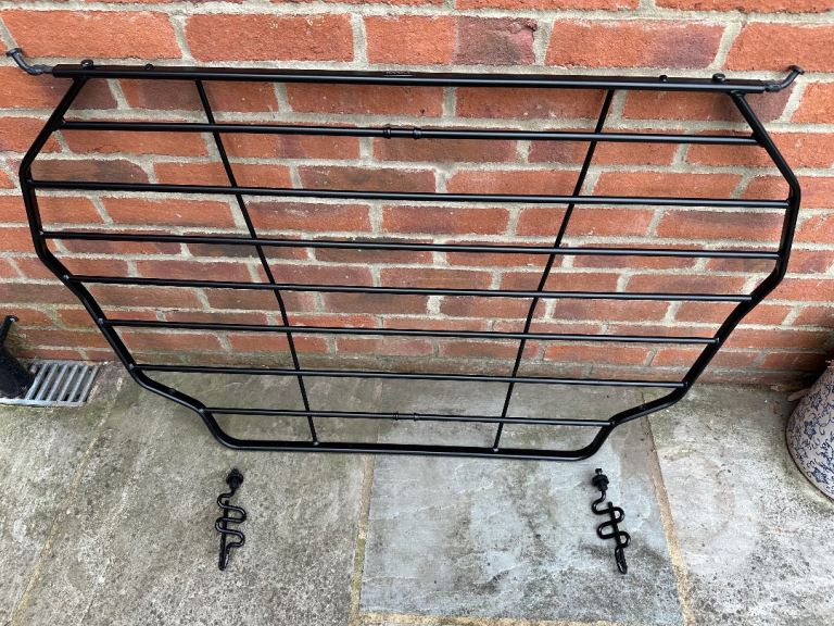Volvo XC90 (2016 to present) dog guard  protective grill (genuine Volvo part)