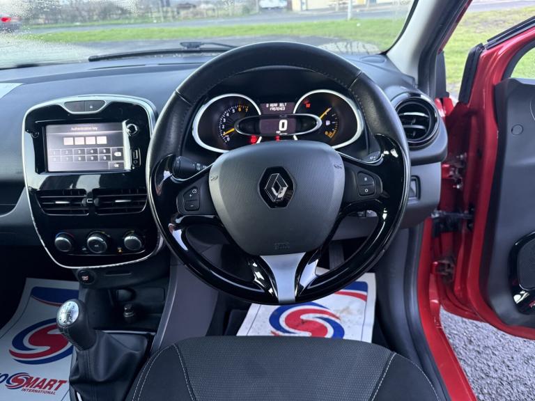 RENAULT CLIO 1.2 Dynamique MediaNav 1.2 16V 75 2015