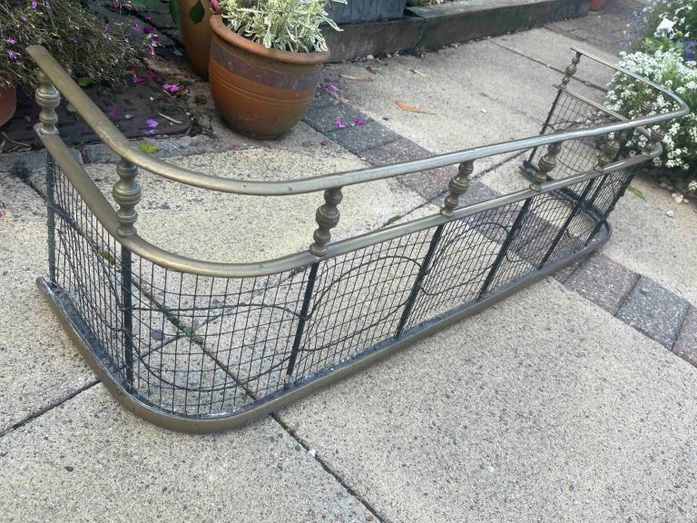 Fireplace fender vintage brass 