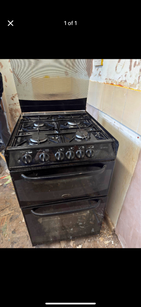 Black gas oven 
