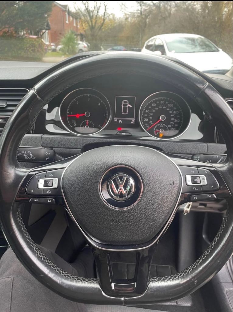 Volkswagen, GOLF, Hatchback, 2013, Manual, 1968 (cc), 5 doors