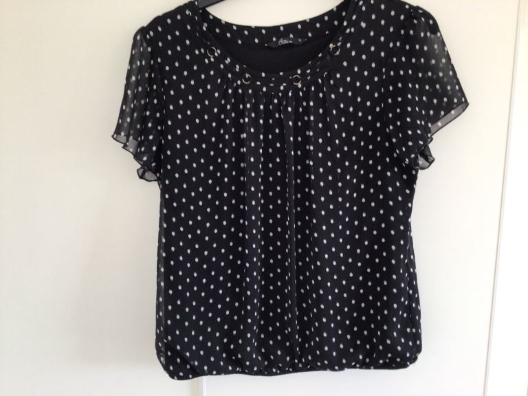 B&M Blouse Size 16  Elasticated bottoms sheer sleeves  