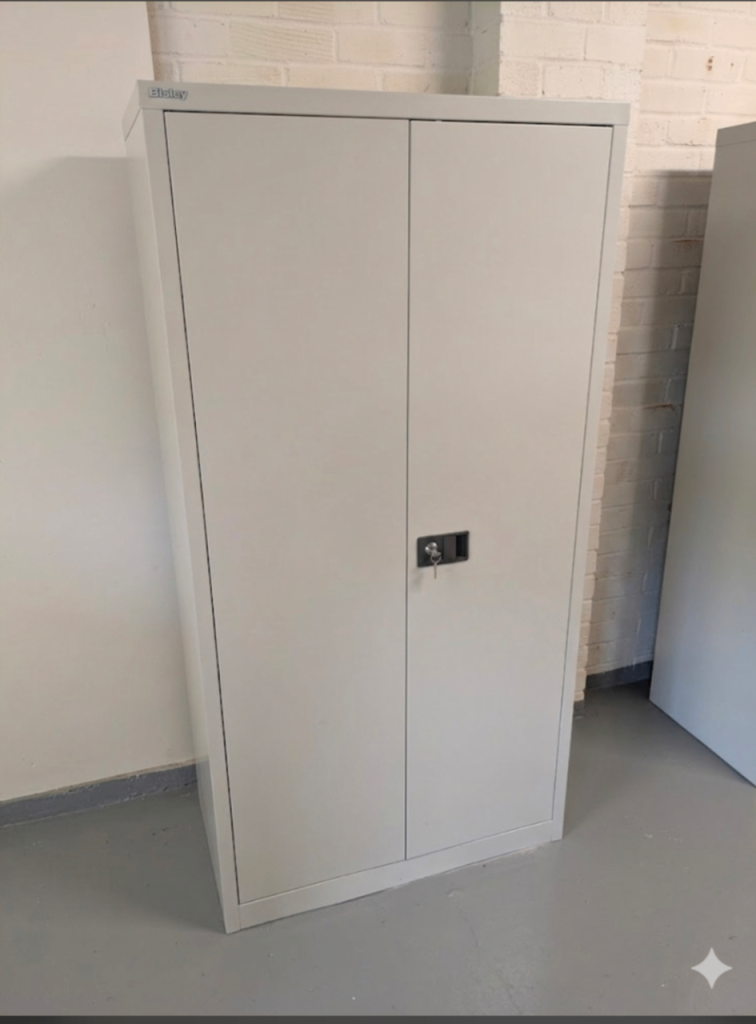 3x Genuine Bisley Metal Storage Cupboards / Heavy Duty Cabinets