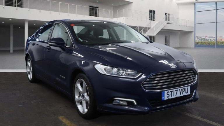 2017 Ford Mondeo 2.0 TiVCT Titanium CVT Euro 6 (s/s) 4dr SALOON Petrol/Electric Hybrid Automatic