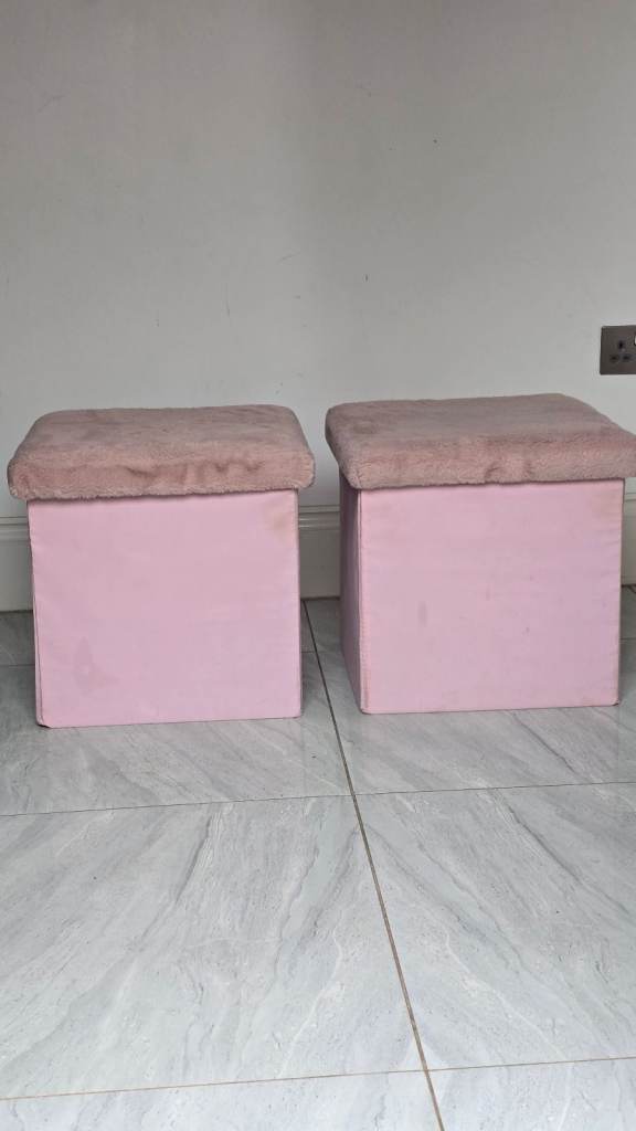 Pink storage ottoman with a plush lid x2