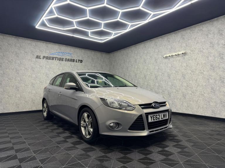 2012 Ford Focus 1.6 TDCi Zetec Euro 5 (s/s) 5dr HATCHBACK Diesel Manual