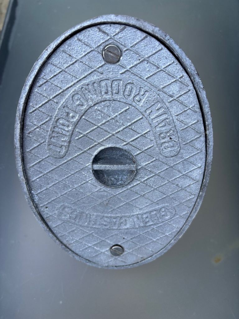 Drain rodding point 