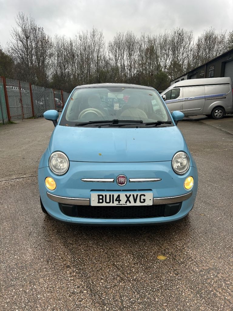 2014 fiat 500 lounge low miles 