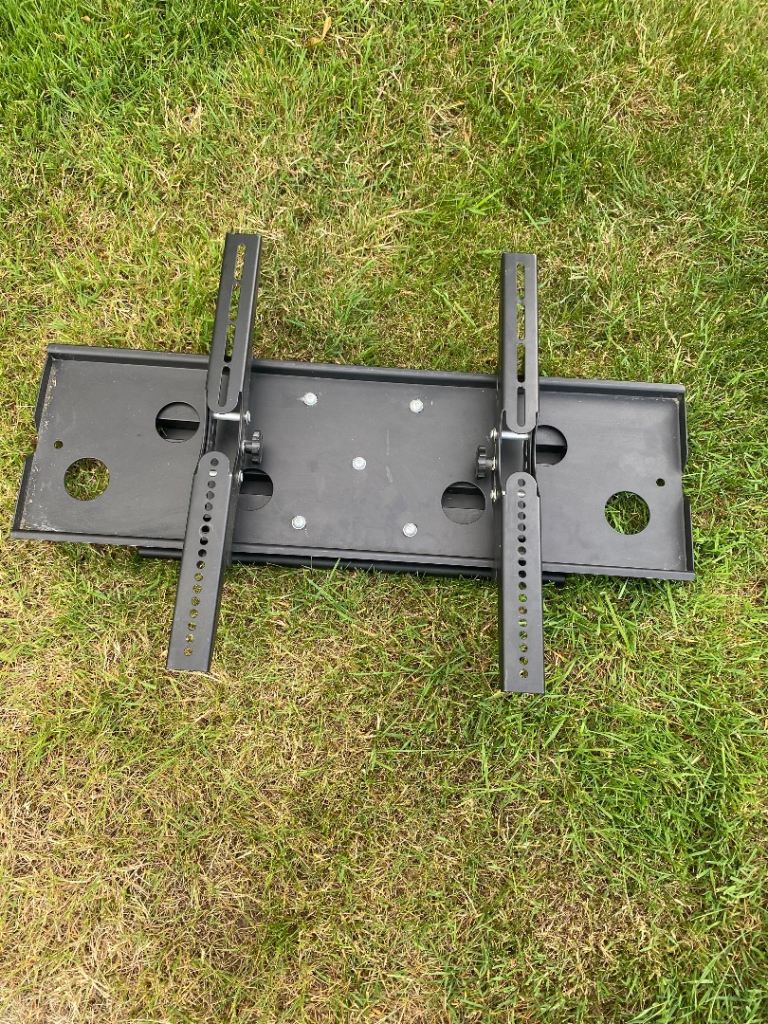 Full motion , heavy duty , tv mounting bracket
