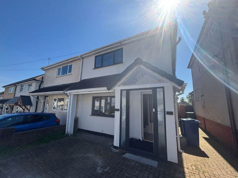 Lovely 3 bedroom house 