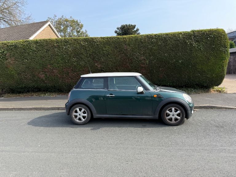 Mini £350 for quick sale 