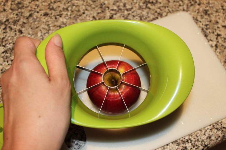 Ikea Spritta Apple Slicer - Green