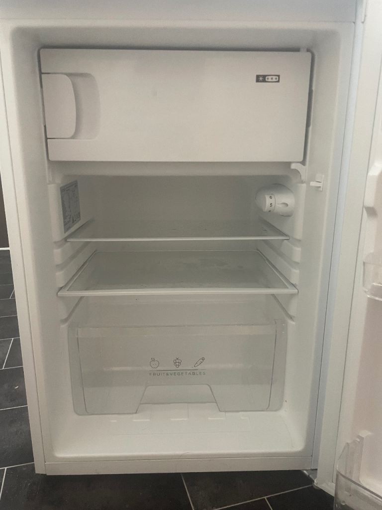 White Under Counter Fridge – Good Condition