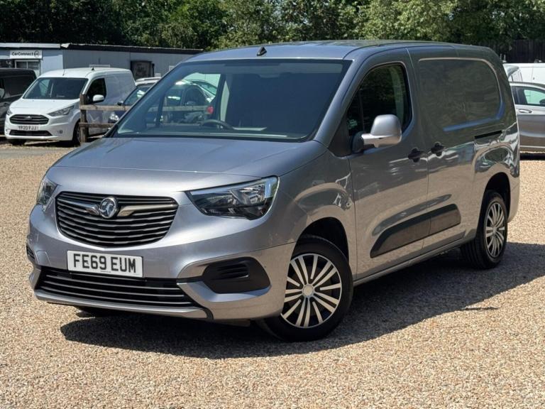 2019 Vauxhall Combo 1.6 Turbo D 2300 Sportive L2 H1 Euro 6 (s/s) 4dr Panel Van Diesel Manual
