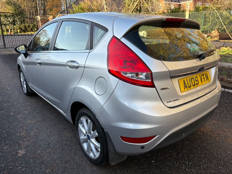 Ford, FIESTA, Hatchback, 2009, Manual, 1399 (cc), 5 doors