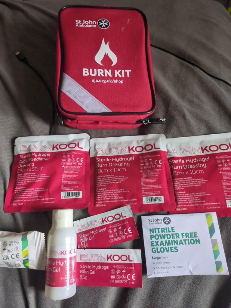 St Johns ambulance burn kit 