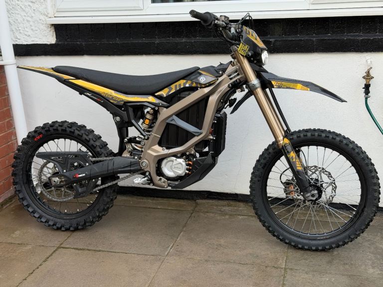 SURRON ULTRA BEE 2025 OFF ROAD MENS ELECTRIC BIKE SUR RON TALARIA MX LIGHT BEE E RIDE PRO