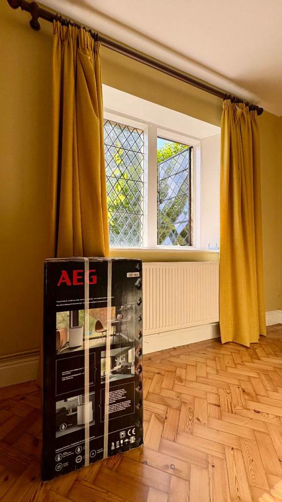 AEG Air Conditioner – Brand New in Box