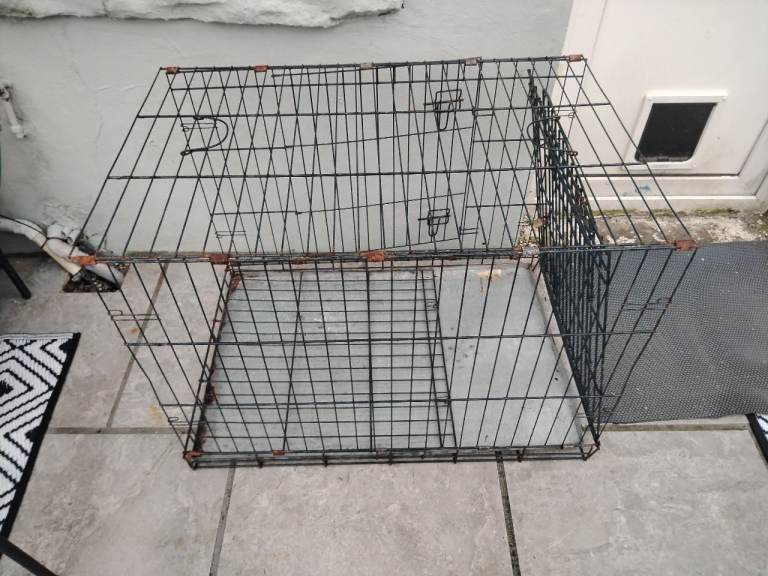 Medium to large Dog cage