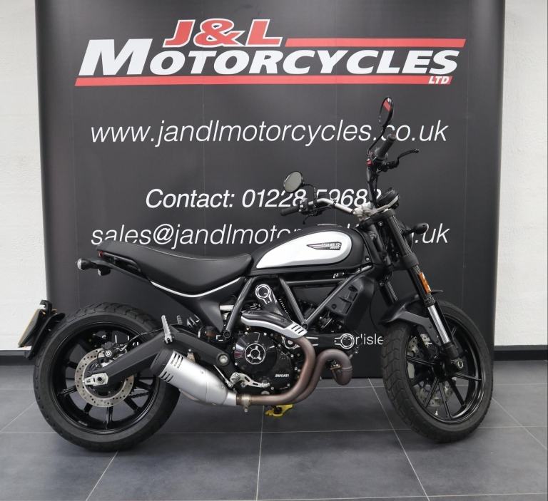 Ducati Scrambler Icon Dark, Heated Grips, Low Miles