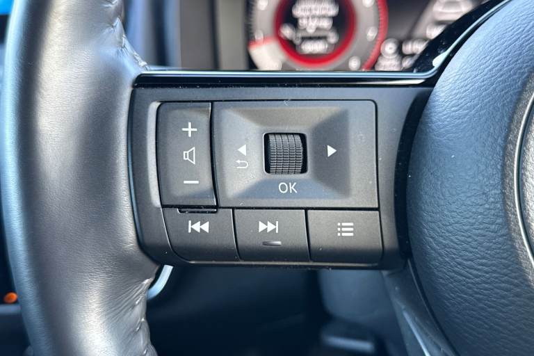 2022 Nissan Qashqai 1.3 DiG-T MH Tekna 5dr Hatchback Petrol Manual