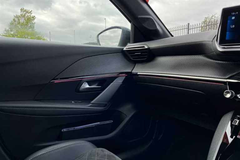 2022 Peugeot 208 1.2 PureTech GT Premium Hatchback 5dr Petrol EAT Euro 6 (s/s) (130 ps) Hatchback...