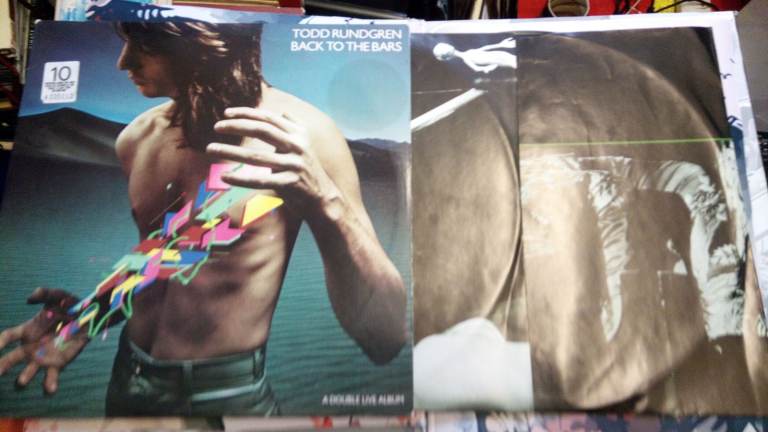 TODD RUNDGREN  BACK TO THE BARS 2 RECORD SET NR MINT AND INNERS VINYL USA 