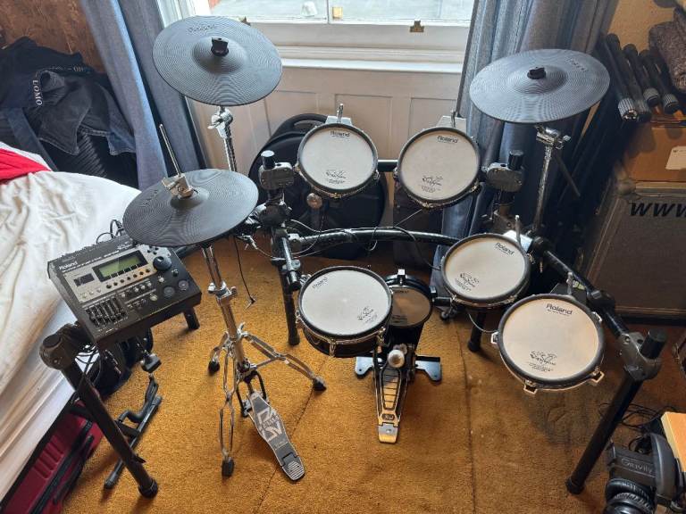 Roland V-Drums TD-12 Electronic Drum Kit