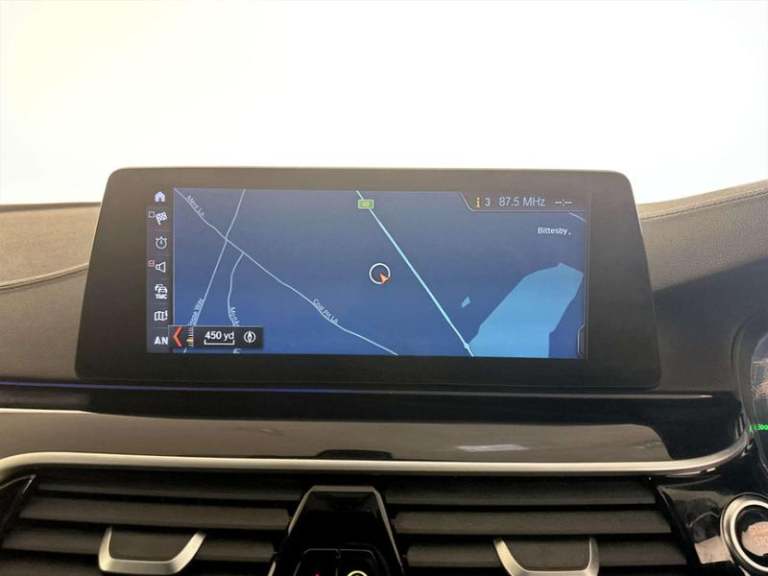 2017 BMW 5 Series 2.0 530e 9.2kWh M Sport Saloon 4dr Petrol Plug-in Hybrid Auto Euro 6 (s/s)  Sal...