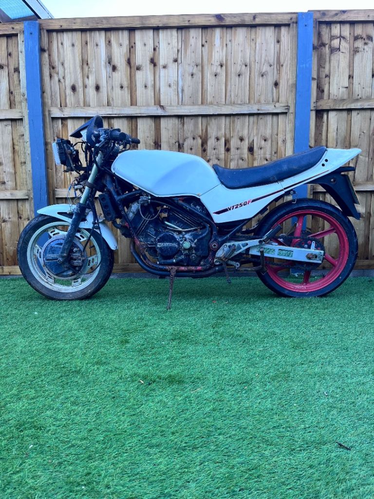 Honda, VT, 1985, 249 (cc)