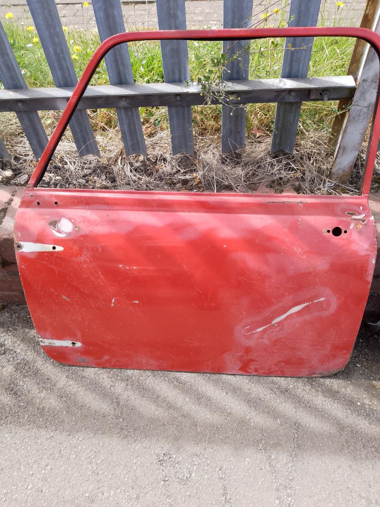 CLASSIC MINI MK 1 PASSINGER SIDE DOORS GOOD CONDITION