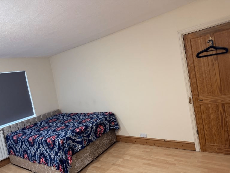 Spacious & Cosy Double Room for Rent HA2 9RN