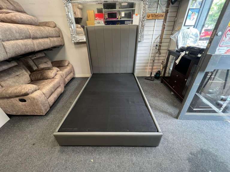 Honey single bed £150