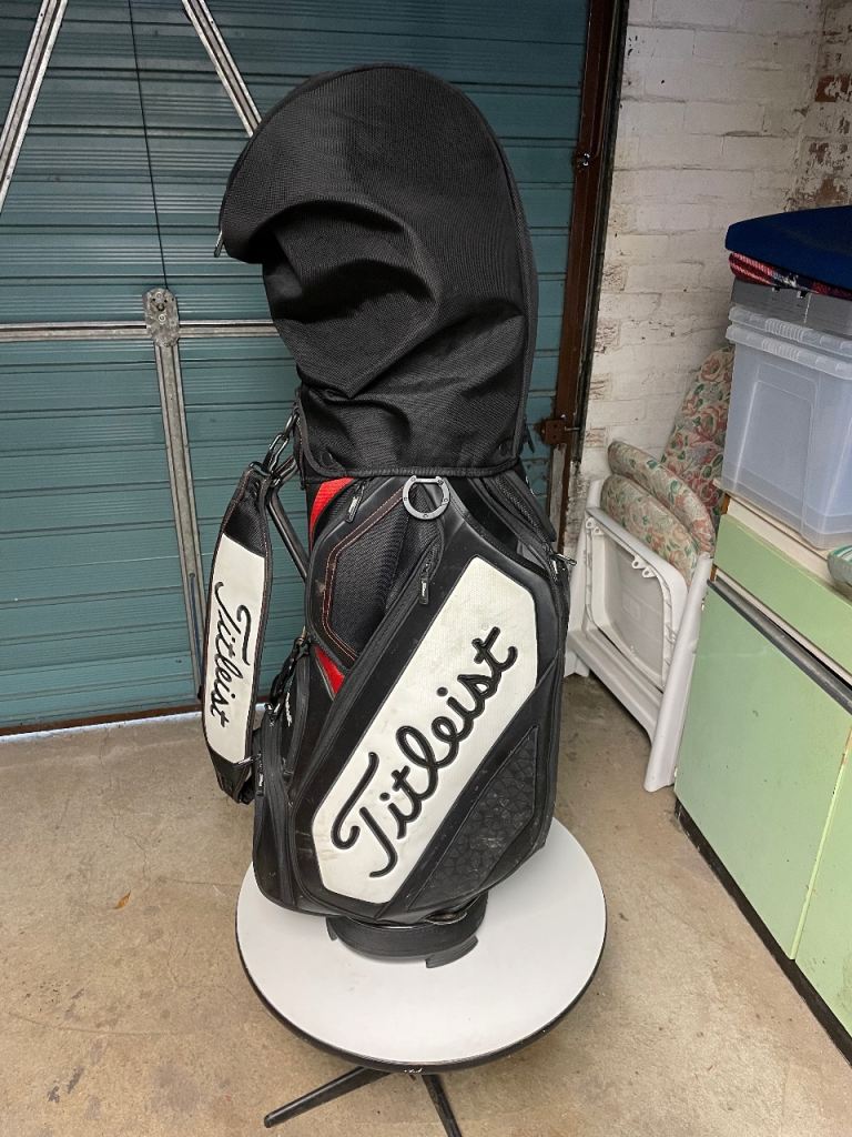 Titliest golf bag