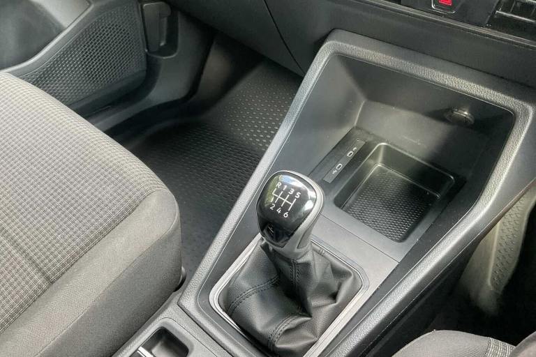 2024 Volkswagen Caddy Maxi 2.0 TDI 102PS Commerce Van (Business/Tech Pack) Van Diesel Manual