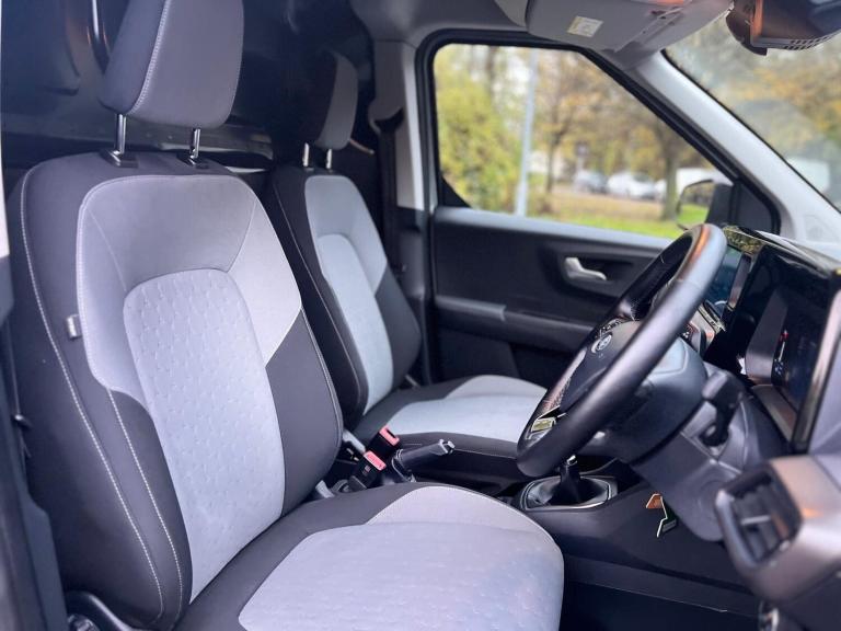 2024 Ford Transit Courier 1.5 EcoBlue Limited Van PANEL VAN DIESEL Manual