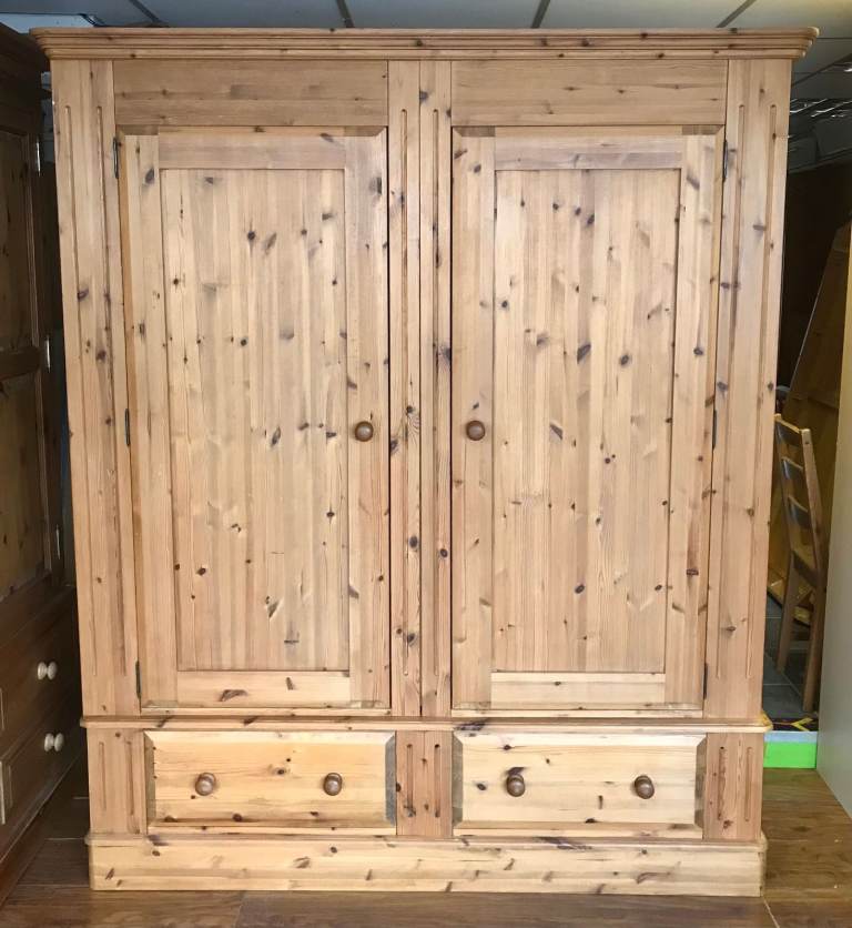 Triple size 2 door 2 drawers solid pine wardrobe every inch solid pine vgc.
