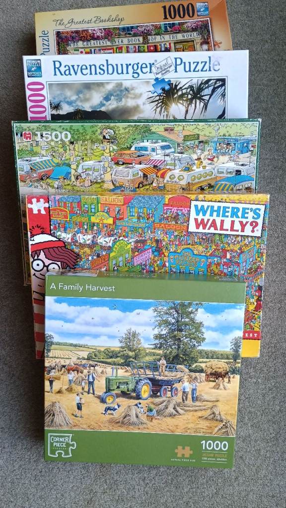 5 x jigsaw puzzles