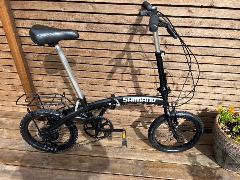 Shimano folding bike - compact lightweight aluminium- Pristine condition 