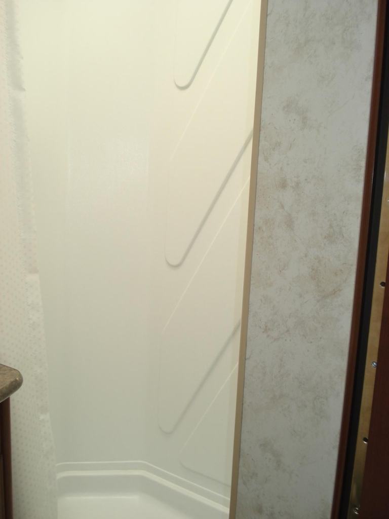 Fleetwood Storm 28F american motorhome rv  LPG AUTOMATIC 2012