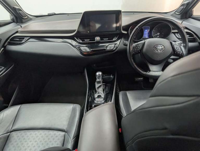 2019 Toyota C-HR 1.8 VVT-h Excel SUV 5dr Petrol Hybrid CVT Euro 6 (s/s) (122 ps) REVERSING C HATC...