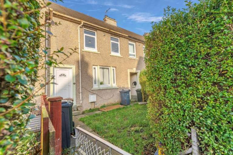 TWO BED HOUSE AVAILABLE TO LET NEAR BARNTON - £1495