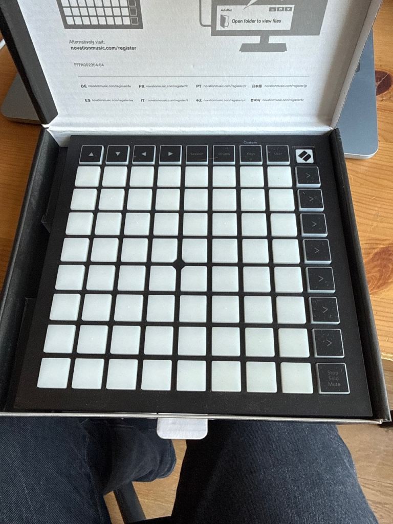Novation launchpad mini mk3