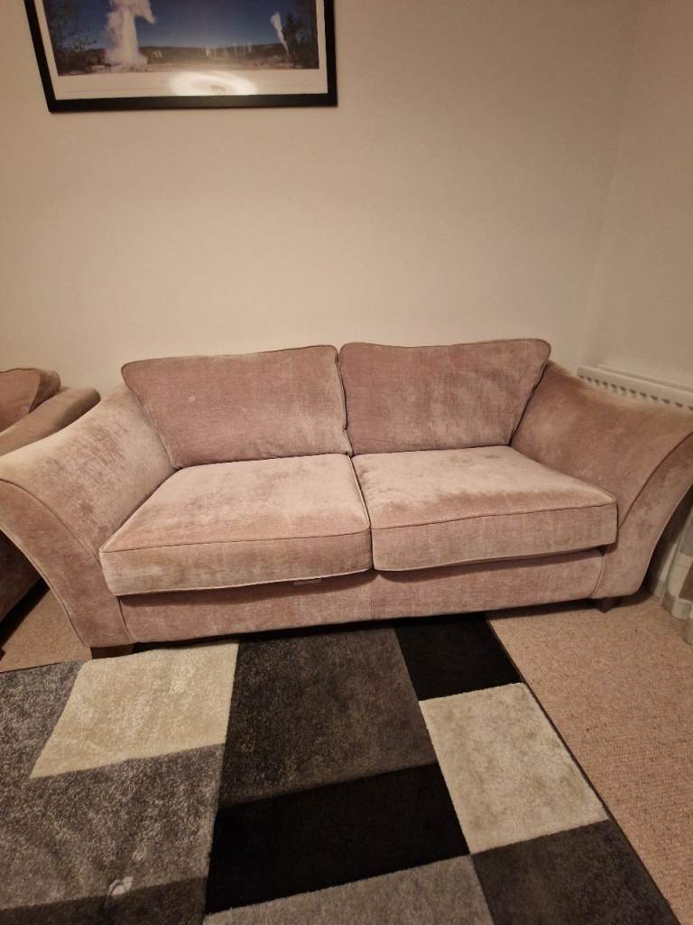 2/3 Seater Sofa with Armchair 